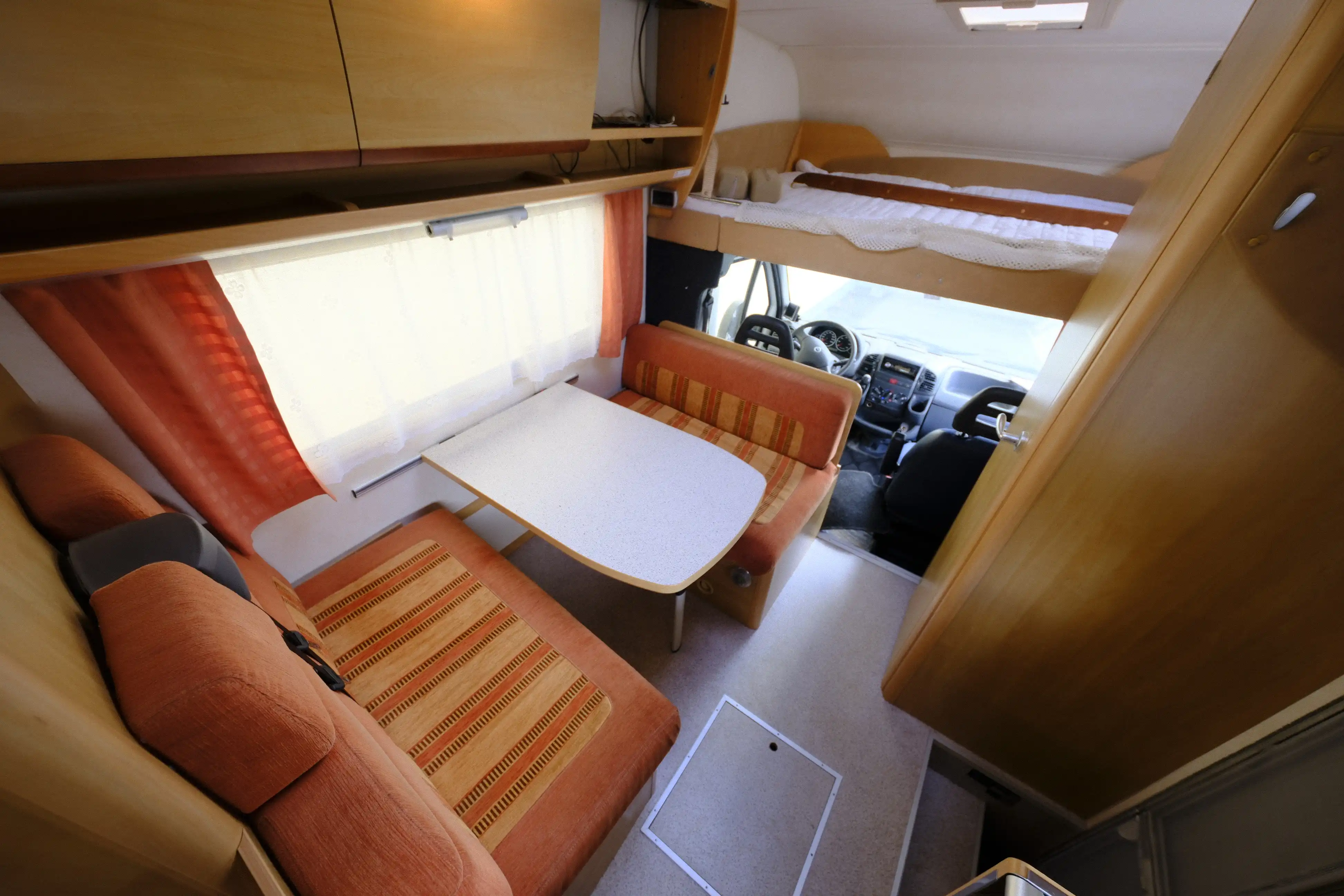 EURAMOBIL A 665 HS